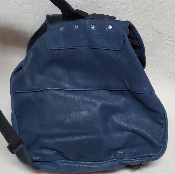 VINTAGE 70s Indigo Blue Textured Leather Large Backpack Overnight Weekend Bag main image 4
